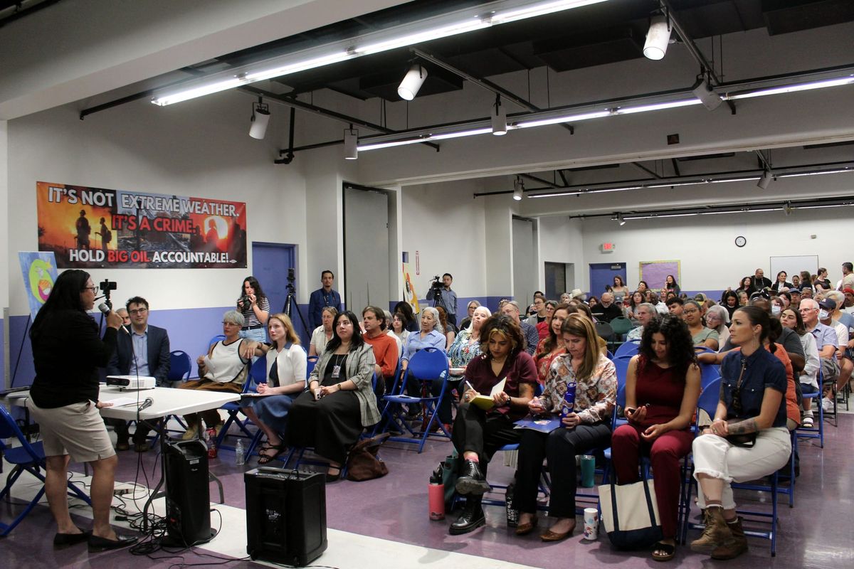 Tucson confronts deadly heat at community town hall