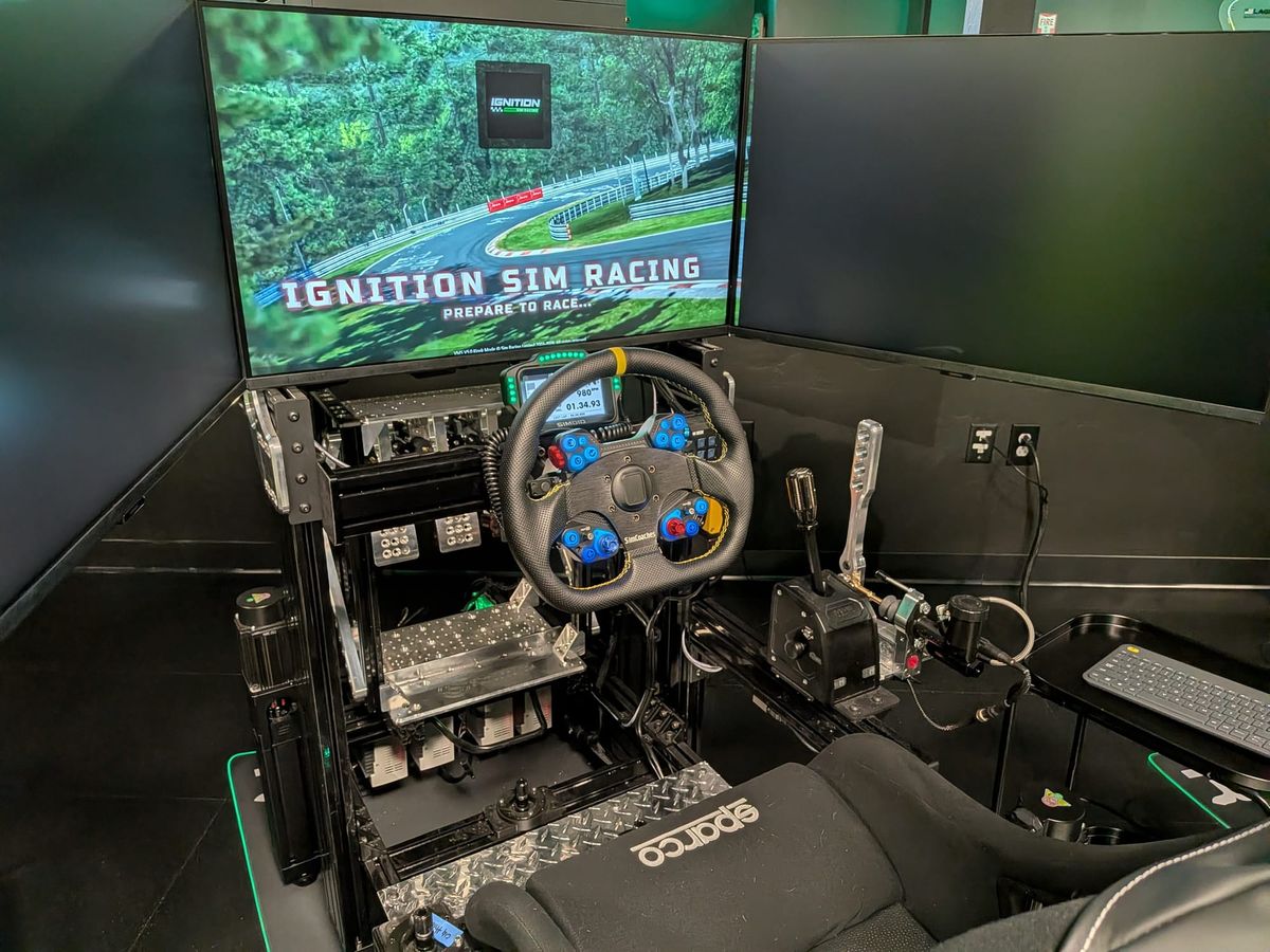 Tucson's first sim racing lounge opens on Broadway