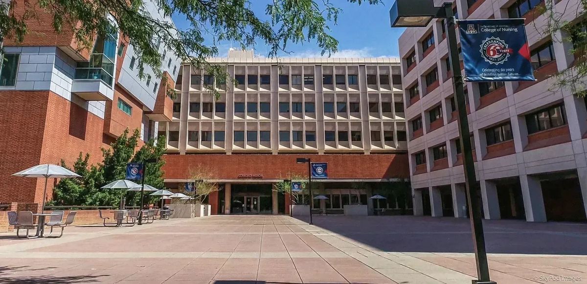 Programa de la UA ofrece atención médica gratuita