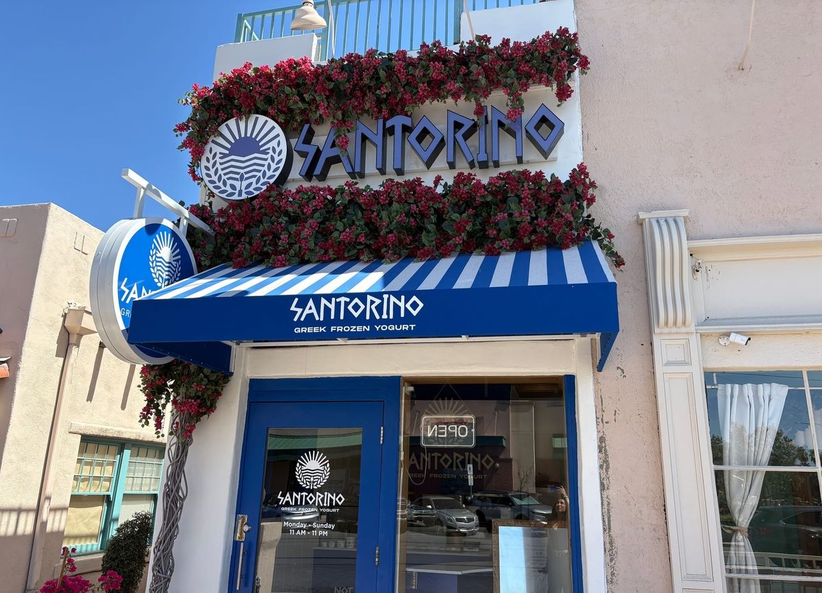 Greek frozen yogurt shop opens near University of Arizona