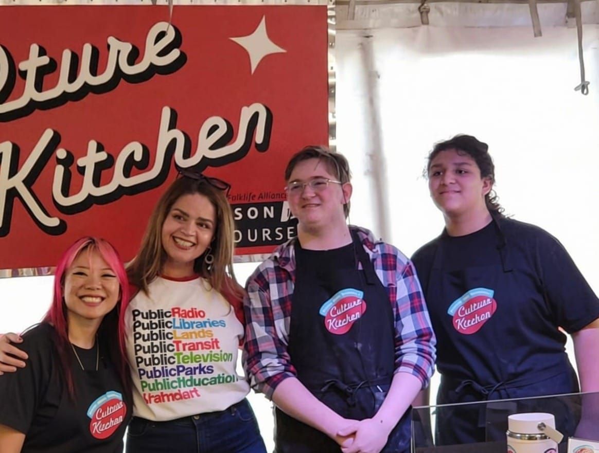 Mansfeld students serve Navajo tacos at Tucson Meet Yourself