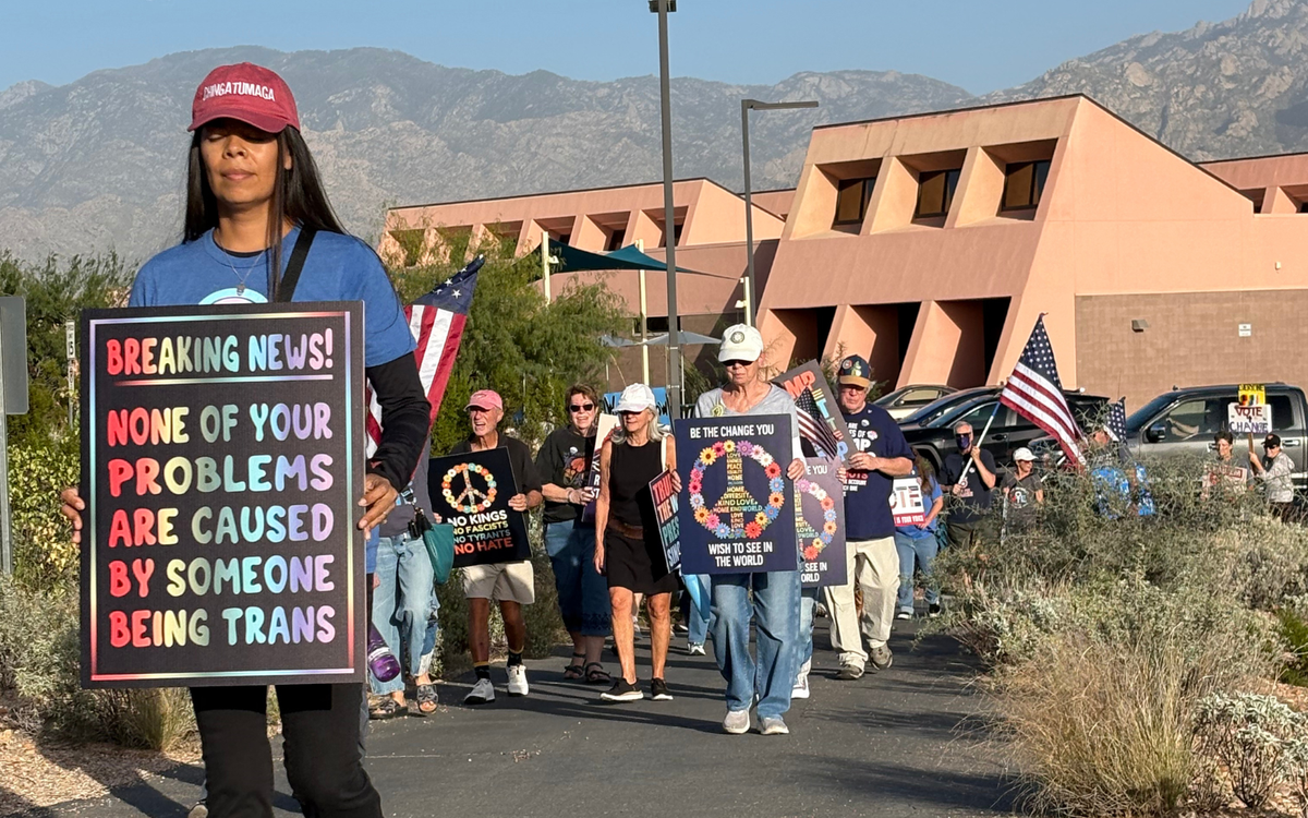 Oro Valley marchers urge residents to vote early