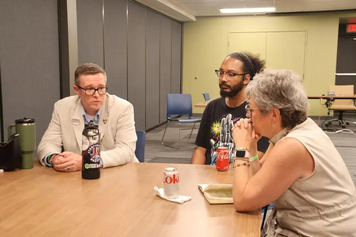 Elsner highlights innovation, service in Ward 5 campaign