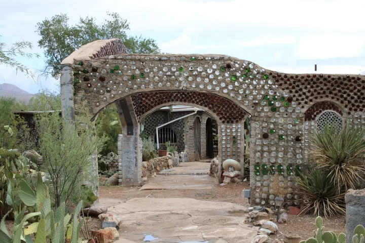 HGTV to feature Tucson’s Bottle House