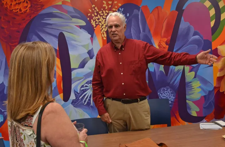 Tolkoff focuses on solutions, not party in Ward 6