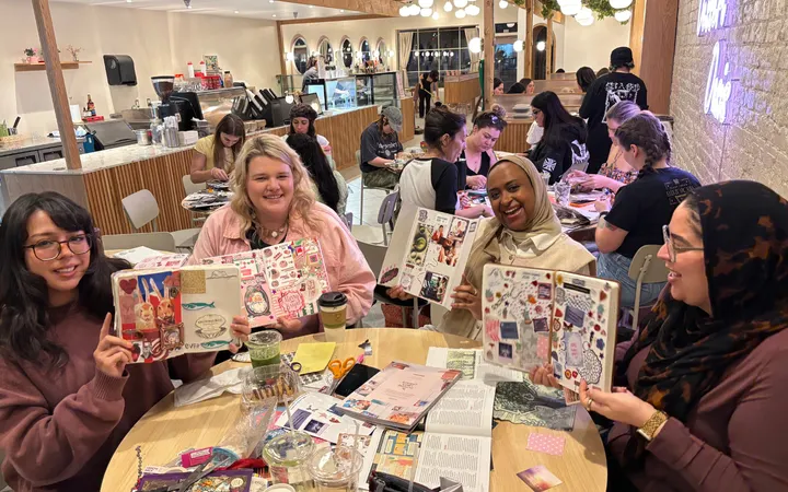 Keep Tucson Crafty crea comunidad con diarios reciclados