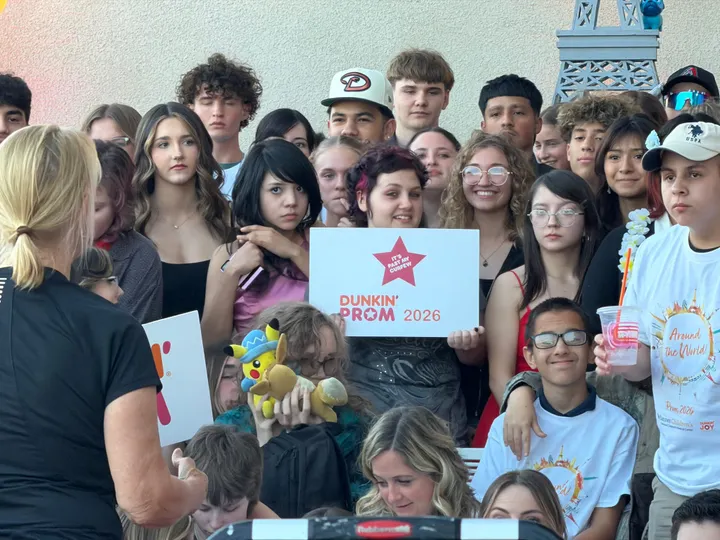 Banner Children's gives teen patients a night at prom