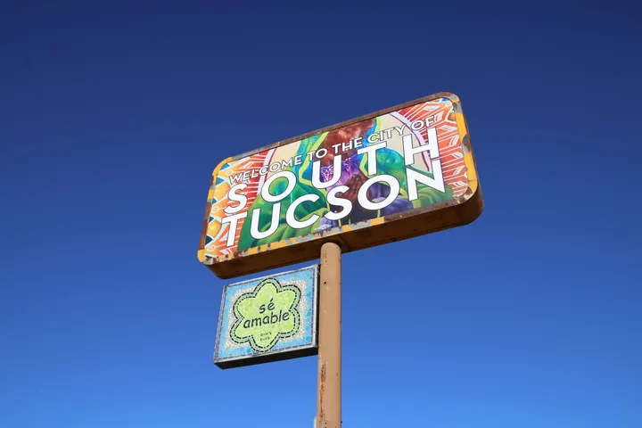 8 candidates vie for 3 South Tucson Council seats
