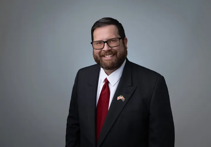 El republicano Anthony Dunham va por el Senado en el LD17
