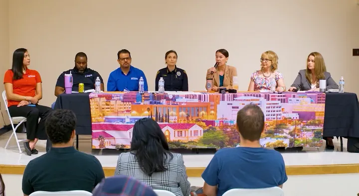 Giffords joins Tucson officials to push gun safety laws