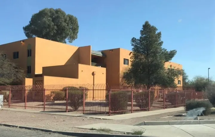 South Tucson tenants seek deadline on housing probe