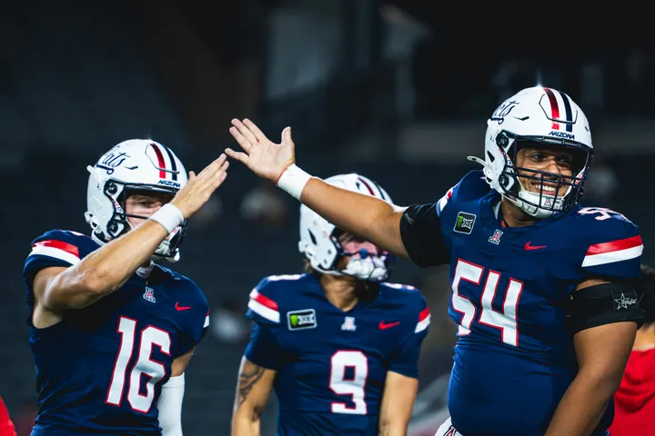 Arizona Wildcats fans gather in Tucson for Family Weekend