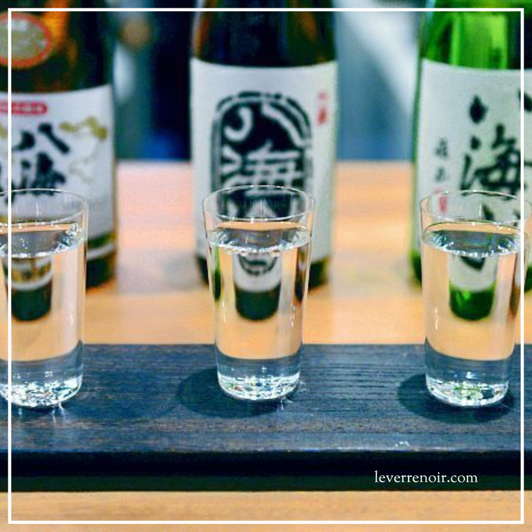 Le Saké Dévoilé : Le Petit Secret Japonais Qui N’est Pas du Vin