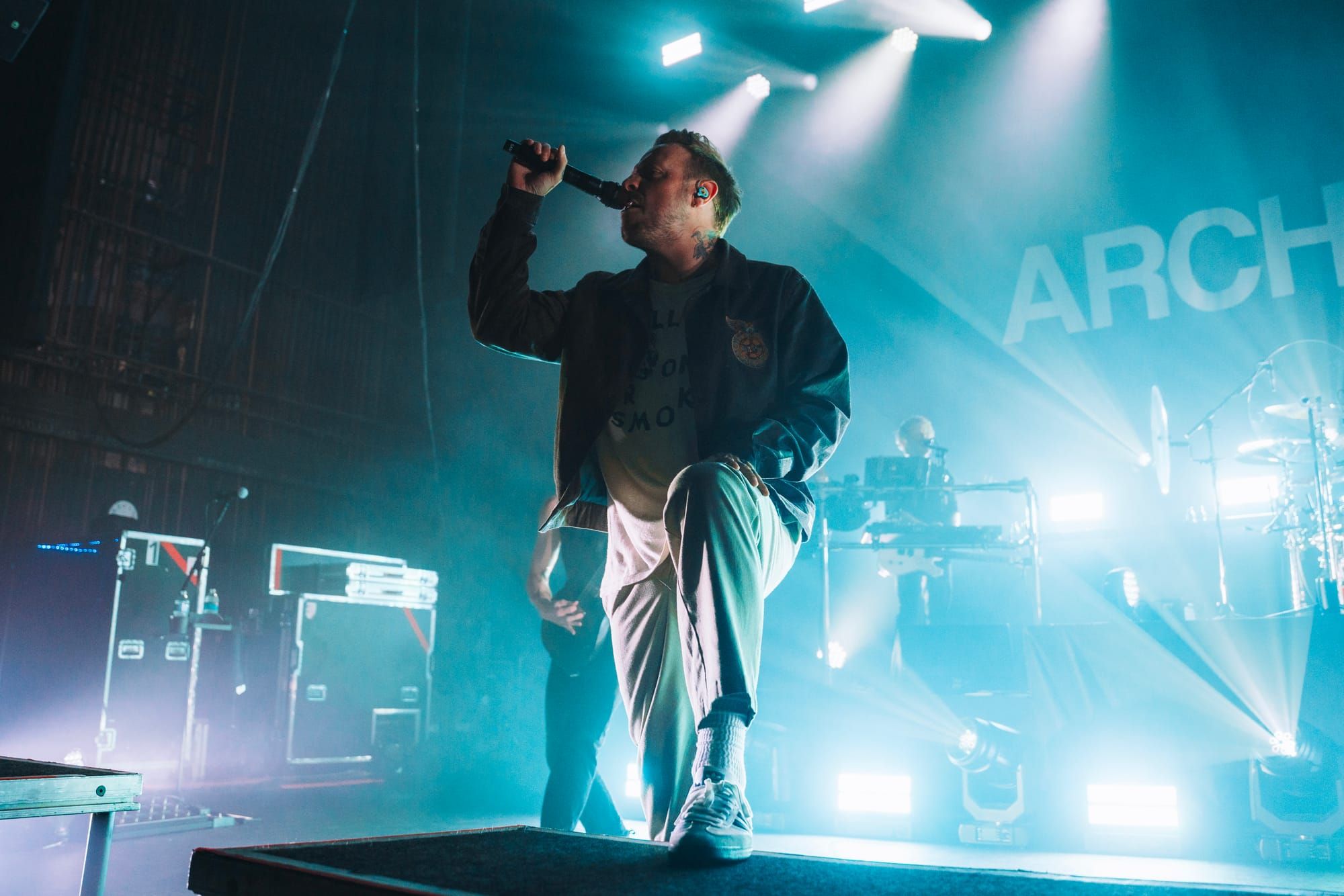 ARCHITECTS build a strong foundation in Chicago's Riviera Theater.