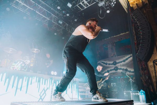 SET IT OFF - Set off Chicago for a night that will not be forgotten