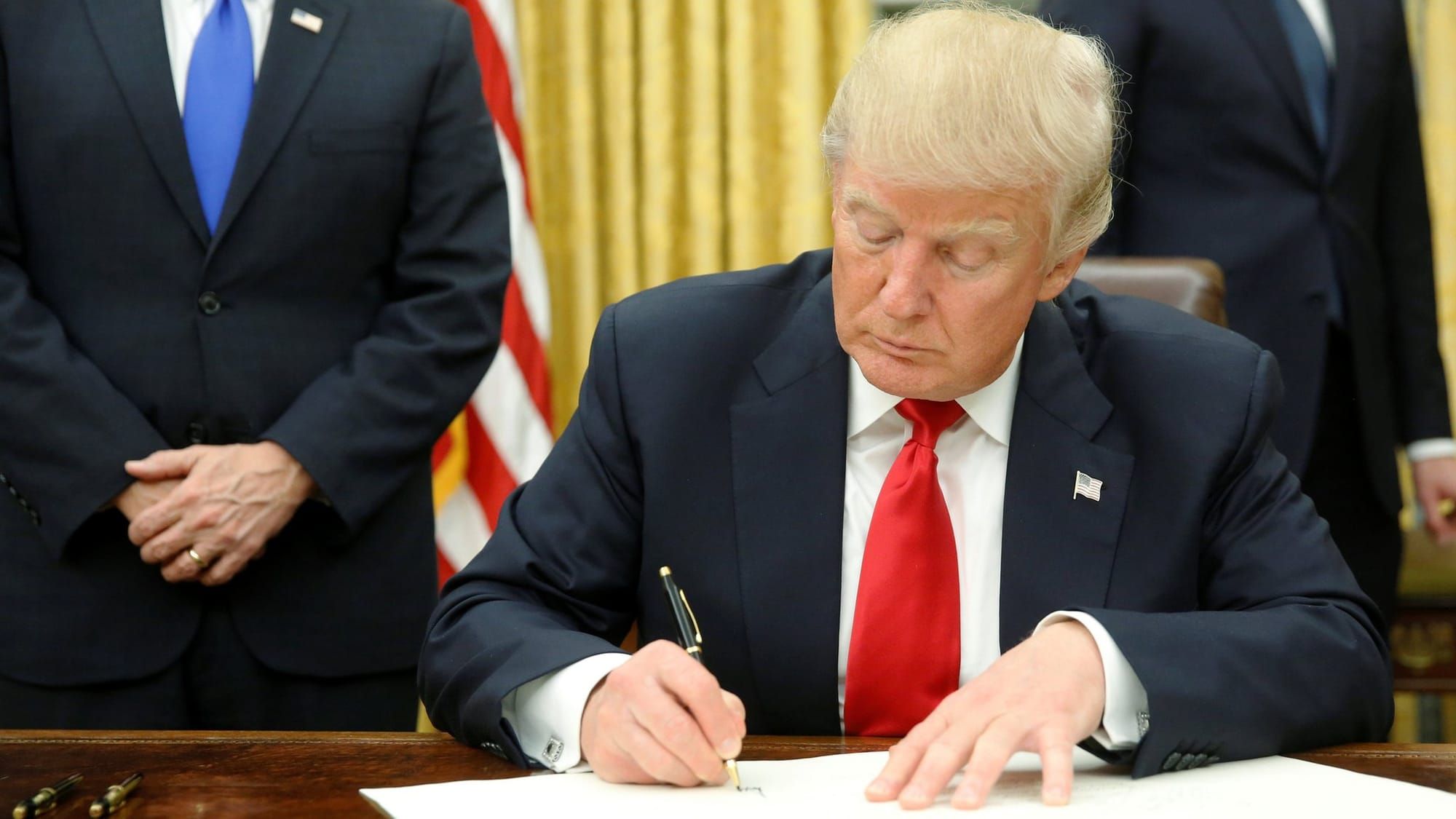 Trump Signs Historic Crypto Bill Repealing IRS DeFi Rule