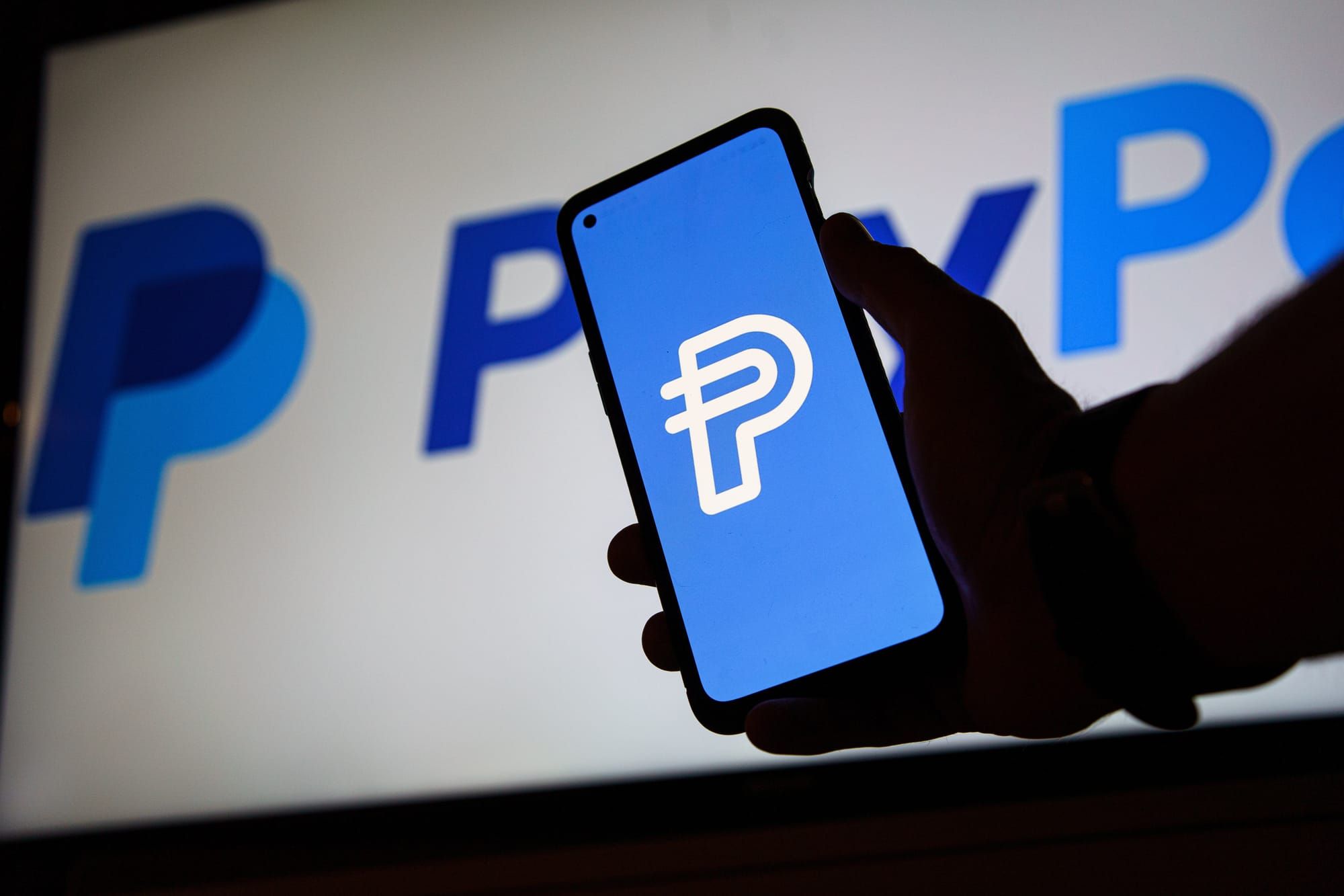PayPal Boosts PYUSD Adoption with 3.7% Yield to Compete in Stablecoin Market