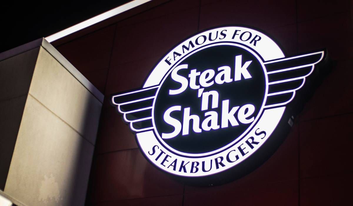 Steak ‘n Shake Starts Accepting Bitcoin Payments at All Fast Food Locations