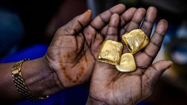 Ghana Unveils Blockchain Gold Tracking System to Tackle Illegal Smuggling