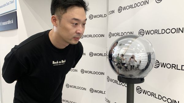 Worldcoin Launches in US with Eye-Scanning Cryptocurrency Initiative