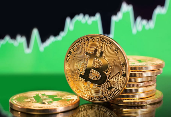 Bitcoin Surges Above $119,000 on Jobs Report Fueling Rate Cut Bets