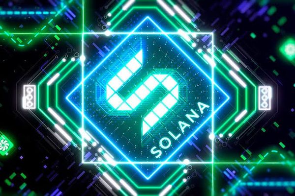 Solana Dominates Blockchain Metrics with Top Activity Growth in Grayscale Report