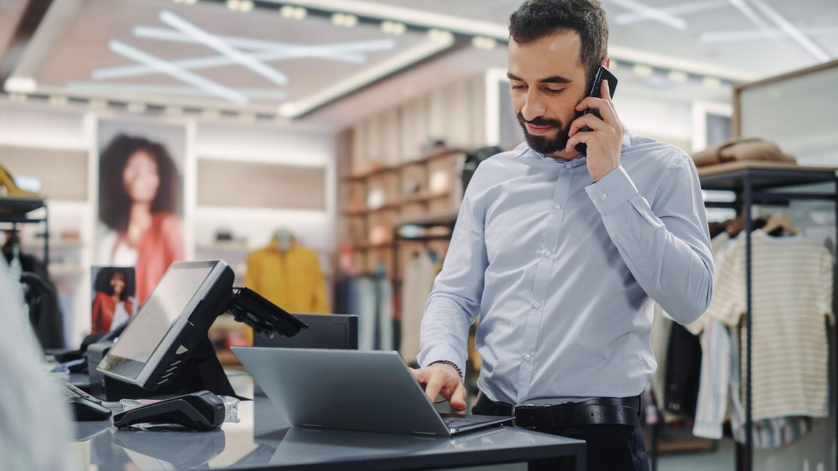 Refund and exchange fraud in retail