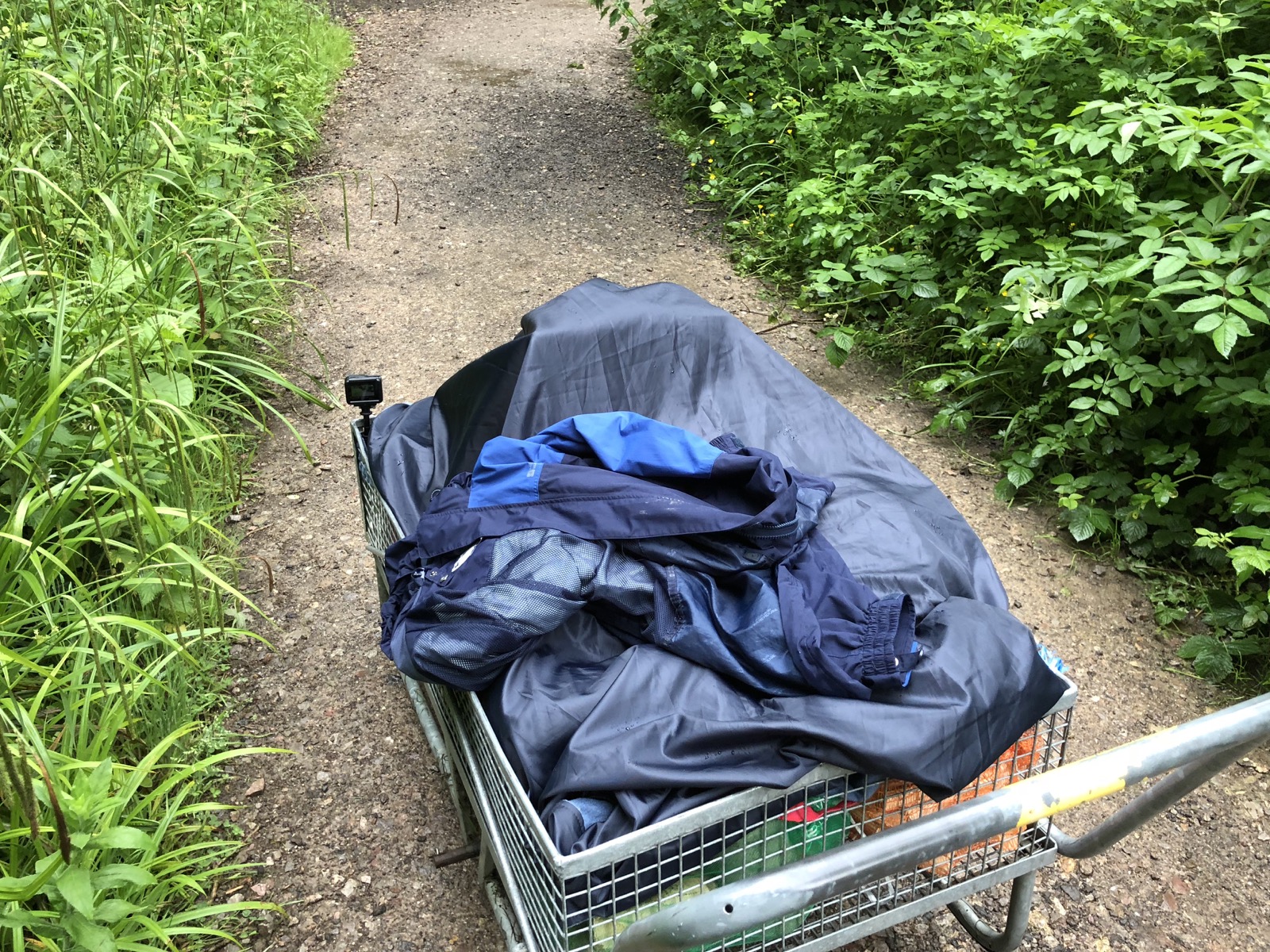 The great camping trolley push