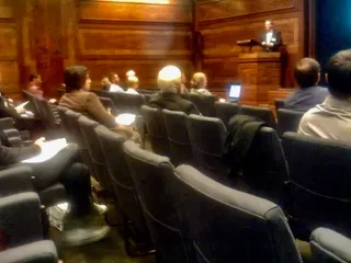 #csnf - For and Against Social Networks