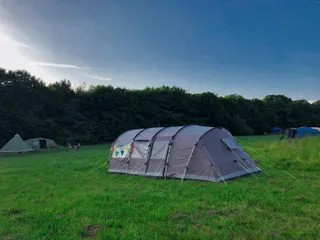 Camping, burnout and a digital diet: exploring slow social media