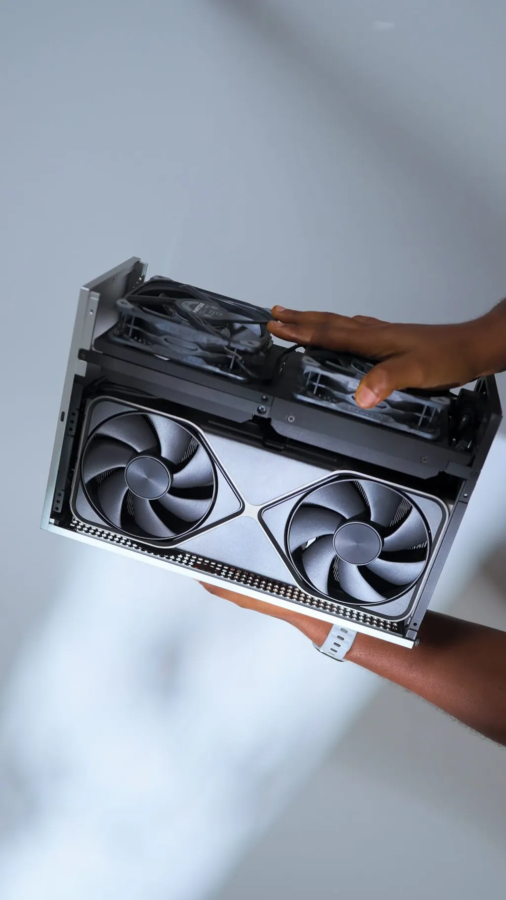 RTX 5090 in the FormD T1: Everything That Went Into This Build