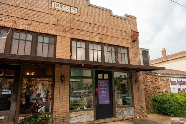 Business Spotlight: Seeing Style in a Whole New Light at Marvina's Optical Boutique