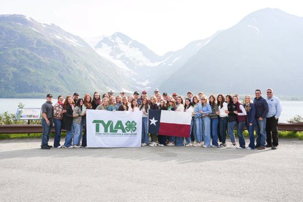 Milam County 4-H Ambassadors: Learning, Leading and Giving Back