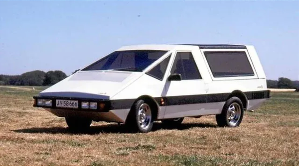 Logicar by Jacob Jensen