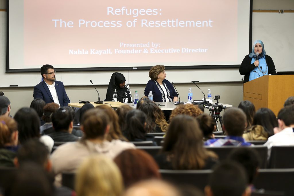  Photo source: http://coyotechronicle.net/who-are-the-refugees/ 