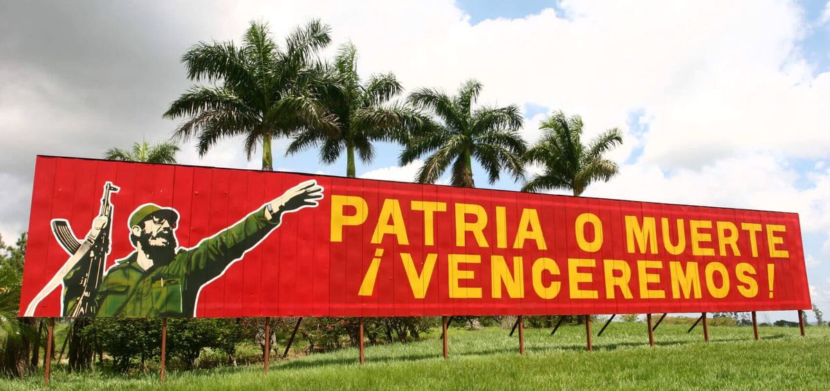 Piensa, yanqui