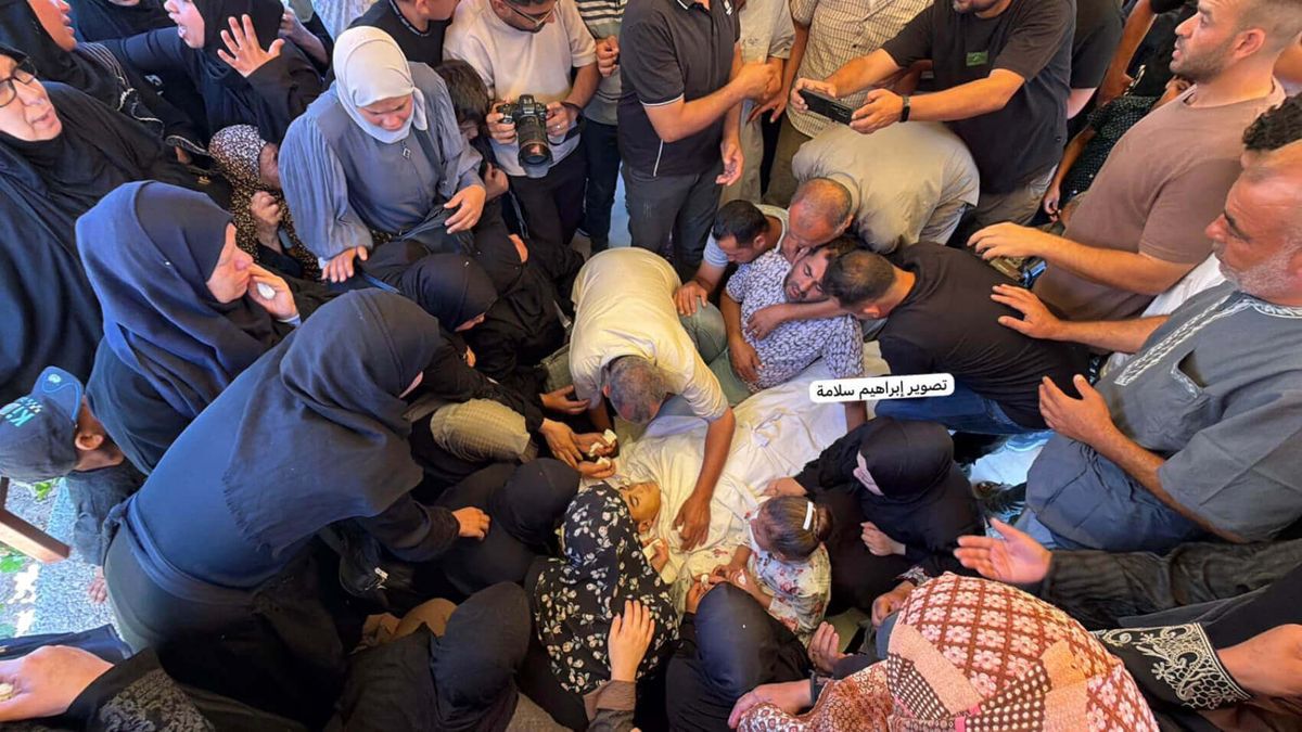 Mueren cuatro palestinos por disparos israelíes en Gaza