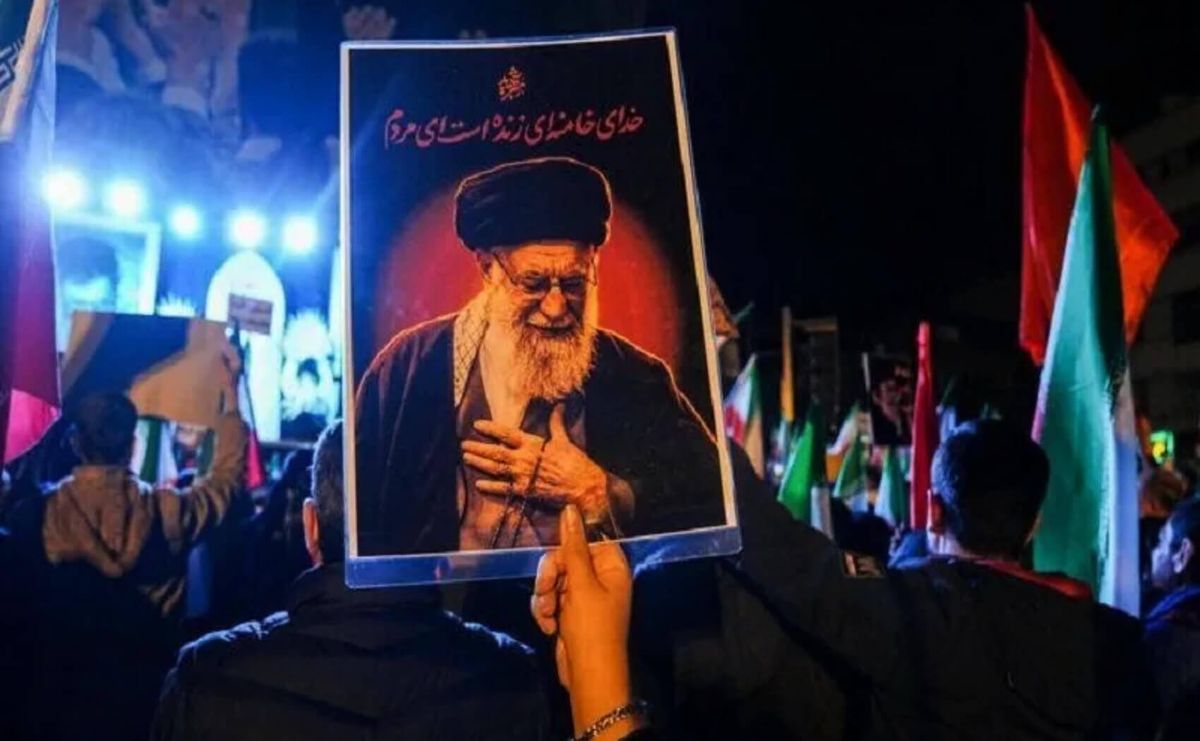 Nayaf y Karbala esperan el funeral del líder mártir de la revolución iraní, Ali Jamenei