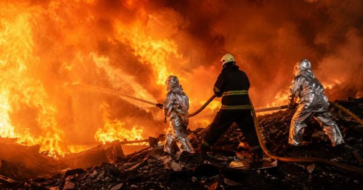 15 minutos de infierno de misiles, luego la aviación empezó a funcionar: Kiev arde, Brovary arde, Boryspil humeante