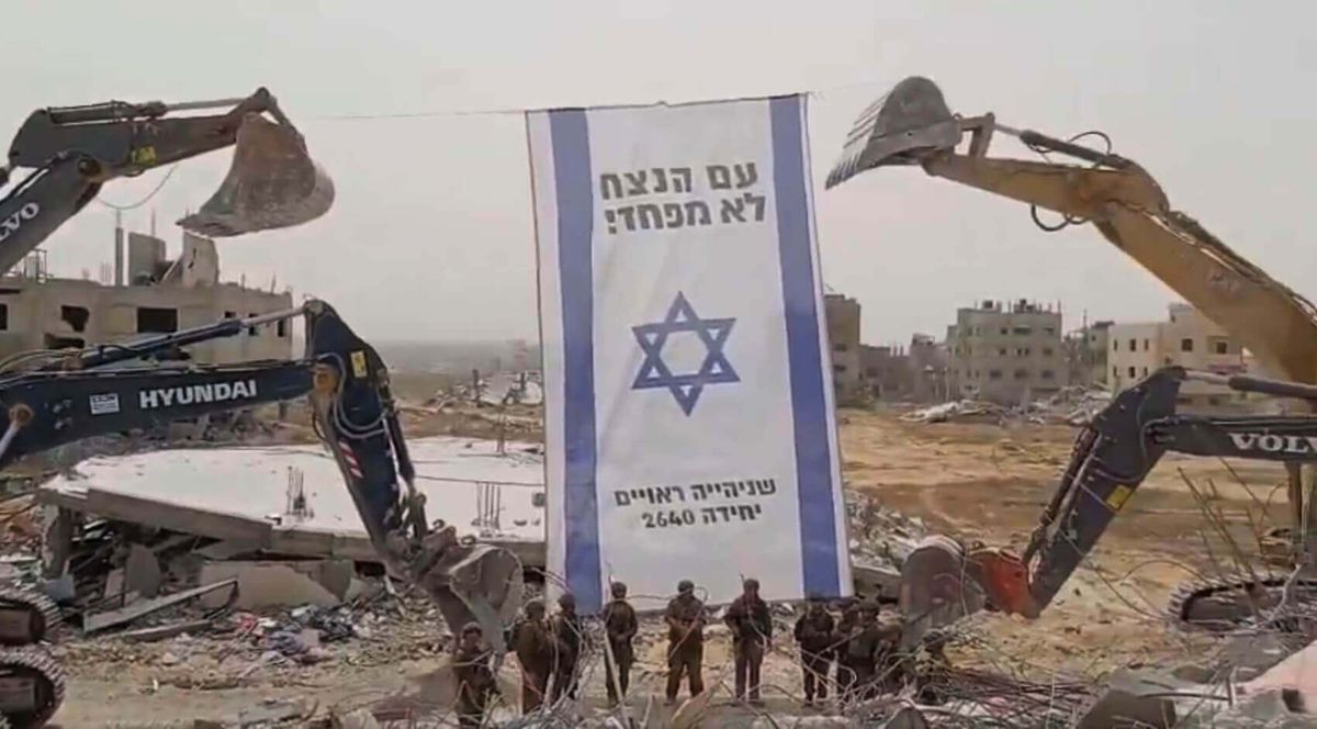 Israel borra pruebas de genocidio en Gaza: en 100 camiones diarios se lleva escombros y restos