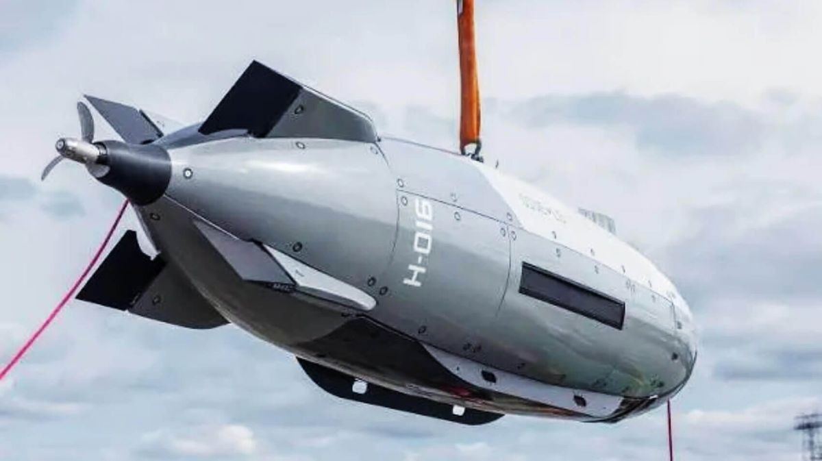 La valiosa búsqueda del CGRI en el Estrecho de Ormuz: submarino espía Dive-LD