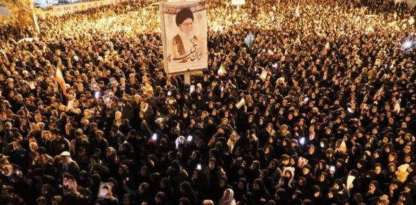 Irán llora el martirio del ayatolá Jamenei y condena la agresión de Estados Unidos e Israel