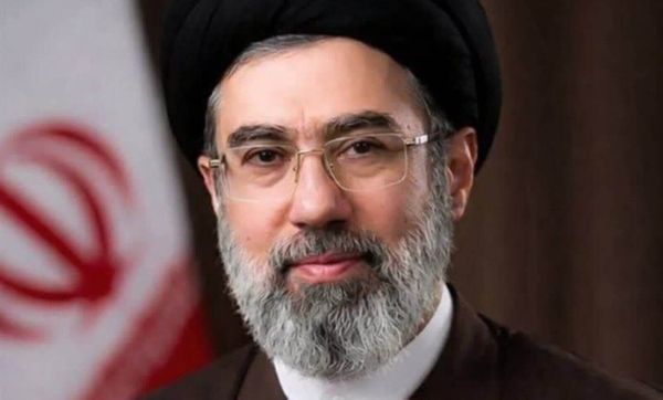 El ayatolá Hajj Seyyed Mojtaba Jamenei es nombrado líder de la Revolución Islámica de Irán