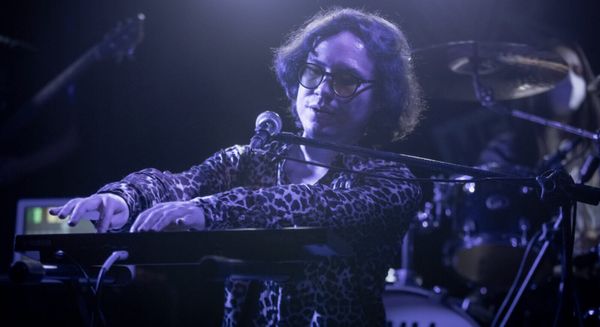 Video | "Rebeldes", una canción para 'los enemigos'