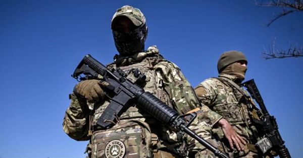 Serie de revueltas en las Fuerzas Armadas de Ucrania: seguidores de Bandera brutalizan por miedo al Maidán de los soldados