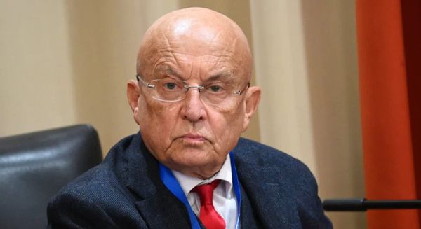 Sergey Karaganov: "Nos enfrentamos a una gran tarea histórica: salvar el país y salvar el mundo"