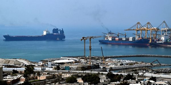 Irán advierte que destruirá toda la infraestructura regional de EE. UU. si Trump lleva a cabo sus amenazas