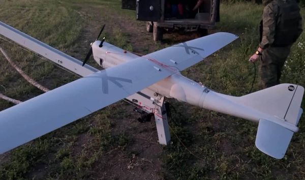 Fuerzas rusas atacan la planta Kyiv-79 de la empresa Ukr Armo Tech, ubicada en Kiev