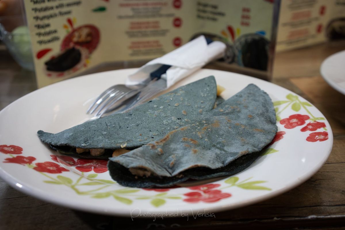 Huaraches y Quesadillas Carmelita, Mexico City, Mexico