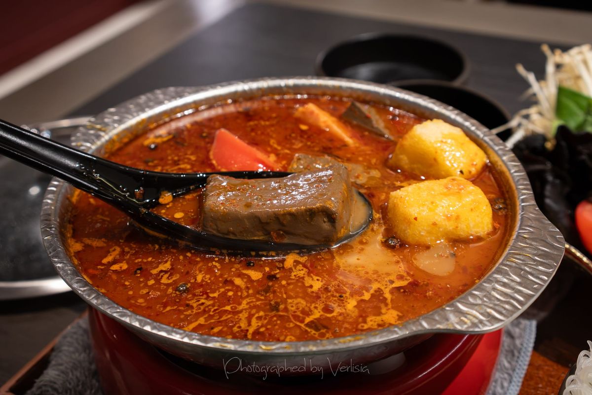 超雞米線, Hong Kong